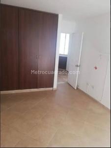 Apartamento de 3 alcobas en venta en Jardin, Neiva, 83 m² · foto 6 de 17