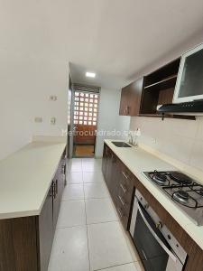 Apartamento de 3 alcobas en arriendo en San Jose, Sabaneta, 90 m² · foto 2 de 20