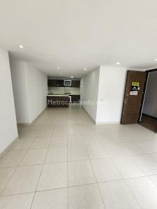 Apartamento de 3 alcobas en arriendo en San Jose, Sabaneta, 90 m² · foto 4 de 20