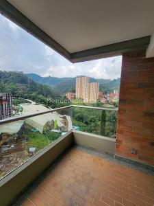 Apartamento de 3 alcobas en arriendo en San Jose, Sabaneta, 90 m² · foto 9 de 20