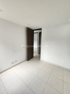 Apartamento de 3 alcobas en arriendo en San Jose, Sabaneta, 90 m² · foto 18 de 20