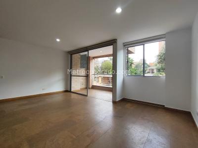 Apartamento de 2 alcobas en arriendo en Loma Del Escobero, Envigado, 90 m² · foto 6 de 17