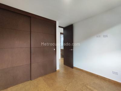Apartamento de 2 alcobas en arriendo en Loma Del Escobero, Envigado, 90 m² · foto 13 de 17