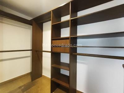 Apartamento de 2 alcobas en arriendo en Loma Del Escobero, Envigado, 90 m² · foto 15 de 17