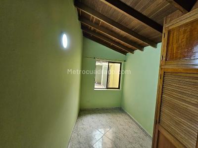 Casa en arriendo en Holanda, Sabaneta · foto 9 de 16