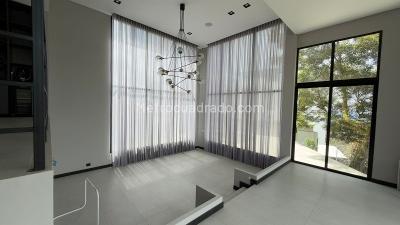 Casa de 4 alcobas en venta en Loma Del Escobero, Envigado, 1000 m² · foto 3 de 20