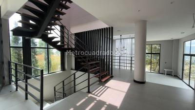 Casa de 4 alcobas en venta en Loma Del Escobero, Envigado, 1000 m² · foto 4 de 20