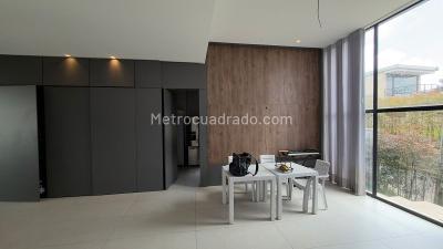 Casa de 4 alcobas en venta en Loma Del Escobero, Envigado, 1000 m² · foto 5 de 20