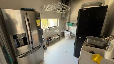 Casa de 4 alcobas en venta en Loma Del Escobero, Envigado, 1000 m² · foto 6 de 20