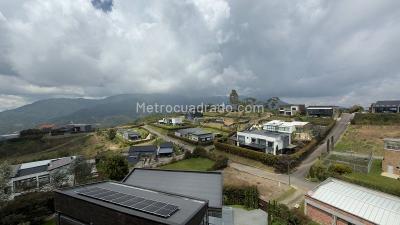 Casa de 4 alcobas en venta en Loma Del Escobero, Envigado, 1000 m² · foto 8 de 20