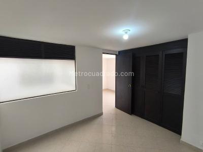 Apartamento en venta en El Portal, Envigado · foto 10 de 17