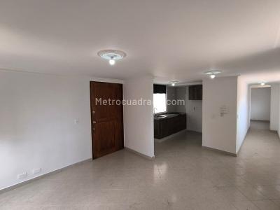 Apartamento en venta en El Portal, Envigado · foto 3 de 17