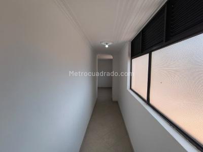 Apartamento en venta en El Portal, Envigado · foto 7 de 17