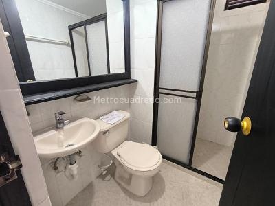 Apartamento en venta en El Portal, Envigado · foto 8 de 17