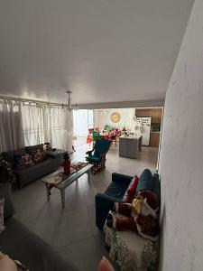 Casa de 4 alcobas en venta en El Escobero, Envigado, 240 m² · foto 3 de 19