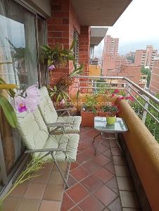 Apartamento en venta en Laureles, Medellín · foto 7 de 20