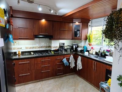 Apartamento en venta en El Dorado, Envigado · foto 4 de 14