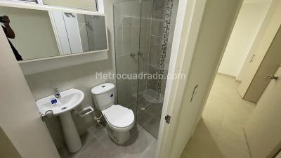 Apartamento de 2 alcobas en venta en Holanda, Sabaneta, 53 m² · foto 9 de 12