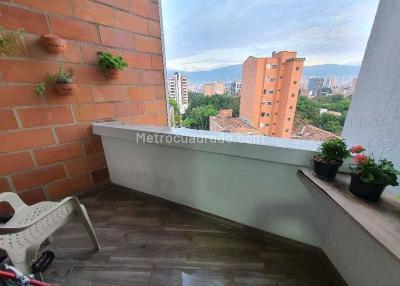 Apartamento en venta en La Floresta, Medellín · foto 6 de 20