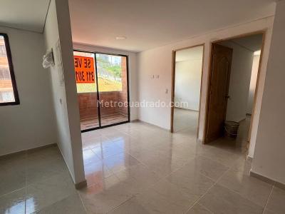 Apartamento en venta en San Antonio De Prado, Medellín · foto 2 de 5