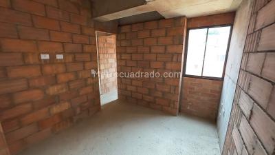 Apartamento en venta en San Antonio De Prado, Medellín · foto 11 de 12