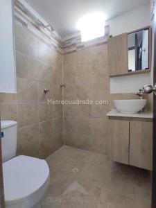 Apartamento de 3 alcobas en venta en Maria Auxiliadora, Sabaneta, 60 m² · foto 15 de 17