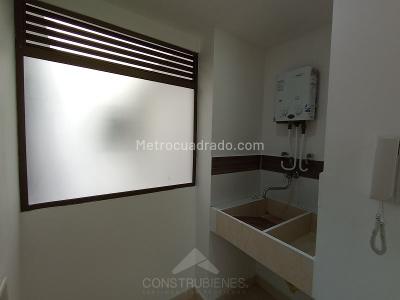Apartaestudio en venta en Maria Auxiliadora, Sabaneta, 46 m² · foto 5 de 12