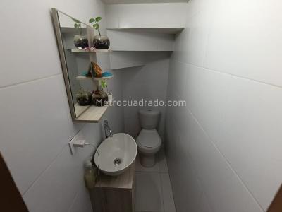 Casa de 5 alcobas en venta en La Florida, Sabaneta, 100 m² · foto 8 de 20