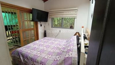 Casa de 3 alcobas en venta en La Florida, Sabaneta, 88 m² · foto 12 de 20