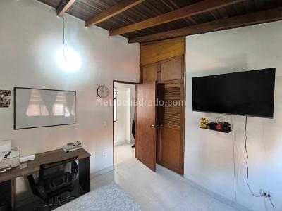Apartamento de 3 alcobas en venta en Restrepo Naranjo, Sabaneta, 88 m² · foto 10 de 16