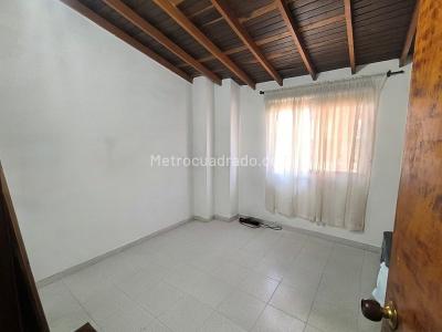 Apartamento de 3 alcobas en venta en Restrepo Naranjo, Sabaneta, 88 m² · foto 11 de 16