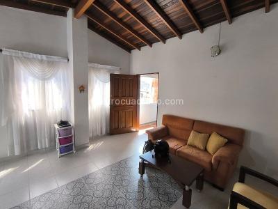 Apartamento de 3 alcobas en venta en Restrepo Naranjo, Sabaneta, 88 m² · foto 2 de 16