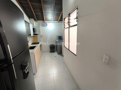 Apartamento de 3 alcobas en venta en Restrepo Naranjo, Sabaneta, 88 m² · foto 5 de 16