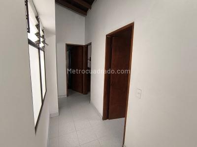 Apartamento de 3 alcobas en venta en Restrepo Naranjo, Sabaneta, 88 m² · foto 7 de 16