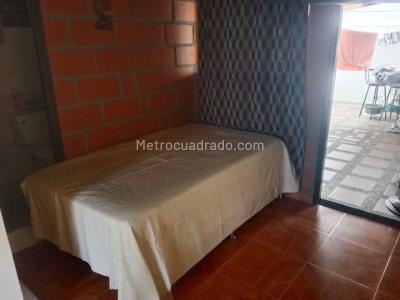 Apartamento de 4 alcobas en venta en Restrepo Naranjo, Sabaneta, 110 m² · foto 16 de 19