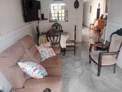 Apartamento de 4 alcobas en venta en Restrepo Naranjo, Sabaneta, 110 m² · foto 2 de 19