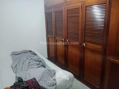 Apartamento de 4 alcobas en venta en Restrepo Naranjo, Sabaneta, 110 m² · foto 9 de 19
