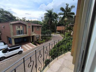 Casa de 5 alcobas en venta en Las Lomitas, Sabaneta, 233 m² · foto 20 de 20