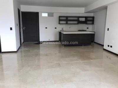 Apartamento de 3 alcobas en venta en Las Lomitas, Sabaneta, 127 m² · foto 2 de 20