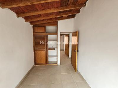 Apartamento de 3 alcobas en venta en Paso Ancho, Sabaneta, 92 m² · foto 11 de 19