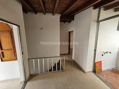 Apartamento de 3 alcobas en venta en Paso Ancho, Sabaneta, 92 m² · foto 5 de 19