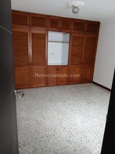 Casa de 4 alcobas en venta en San Joaquin, Sabaneta, 157 m² · foto 17 de 20