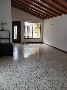 Casa de 4 alcobas en venta en San Joaquin, Sabaneta, 157 m² · foto 5 de 20