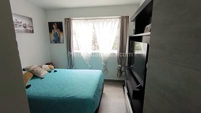 Apartamento de 2 alcobas en venta en Loma Linda, Sabaneta, 65 m² · foto 12 de 17