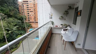 Apartamento de 2 alcobas en venta en Loma Linda, Sabaneta, 65 m² · foto 8 de 17