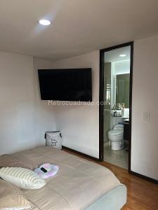 Apartamento de 2 alcobas en venta en Loma Linda, Sabaneta, 72 m² · foto 12 de 20