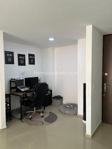 Apartamento de 2 alcobas en venta en Loma Linda, Sabaneta, 72 m² · foto 8 de 20