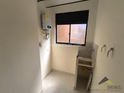 Apartamento de 2 alcobas en venta en San Joaquin, Sabaneta, 44 m² · foto 8 de 15