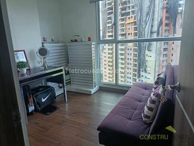 Apartamento de 3 alcobas en venta en Las Lomitas, Sabaneta, 110 m² · foto 13 de 20
