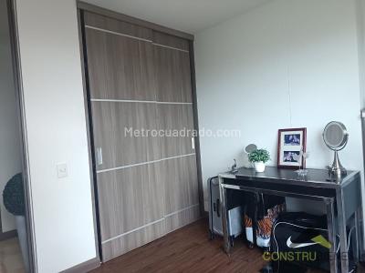 Apartamento de 3 alcobas en venta en Las Lomitas, Sabaneta, 110 m² · foto 14 de 20